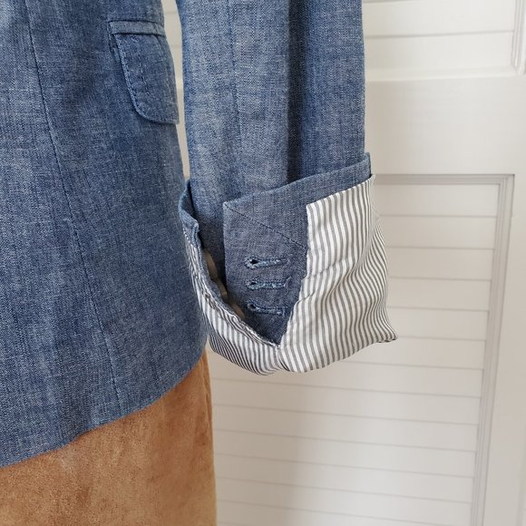 Like New JCREW Schoolboy Chambray Jacket 3 pockets Size 2 Reg. - Picture 3 of 6